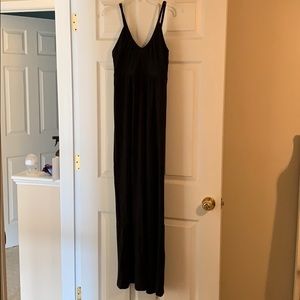 V neck black maxi dress